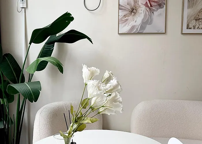 아파트 Romantic And Spacious Duplex Hongik Stn 1minute