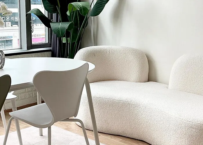 아파트 Romantic And Spacious Duplex Hongik Stn 1minute